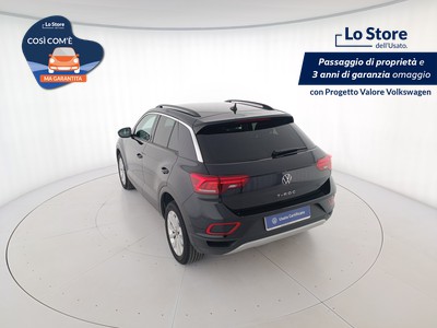 6 - Volkswagen T-Roc eschini auto