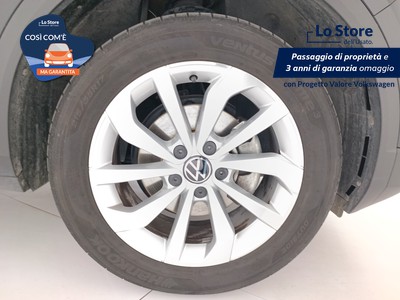 8 - Volkswagen T-Roc eschini auto