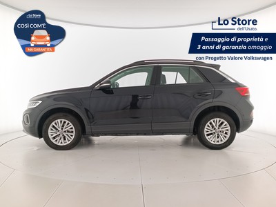 3 - Volkswagen T-Roc eschini auto