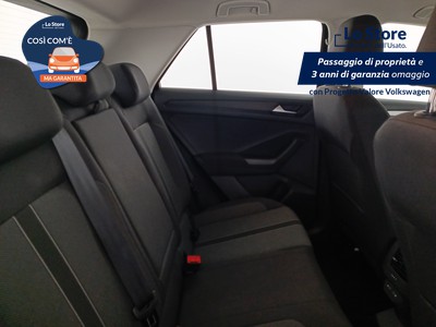 9 - Volkswagen T-Roc eschini auto