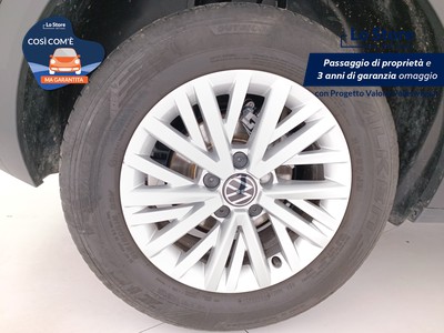 8 - Volkswagen T-Roc eschini auto