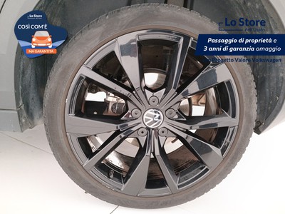 8 - Volkswagen T-Roc eschini auto