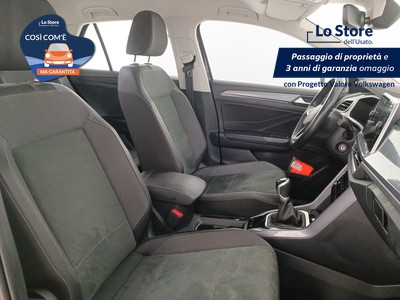 10 - Volkswagen T-Roc eschini auto
