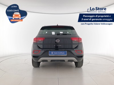 5 - Volkswagen T-Roc eschini auto