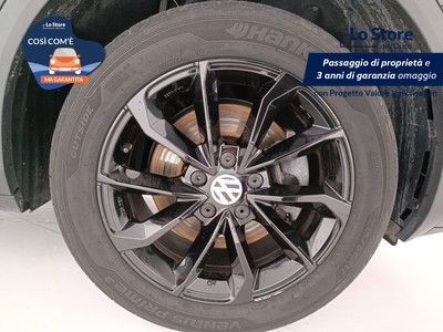 8 - Volkswagen T-Roc eschini auto