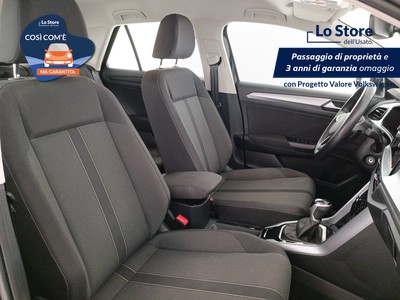10 - Volkswagen T-Roc eschini auto
