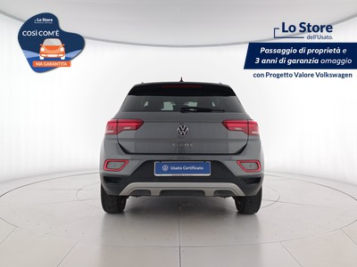 5 - Volkswagen T-Roc eschini auto