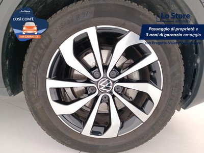 8 - Volkswagen T-Roc eschini auto