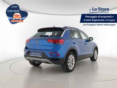 4 - Volkswagen T-Roc eschini auto