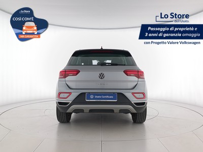 5 - Volkswagen T-Roc eschini auto