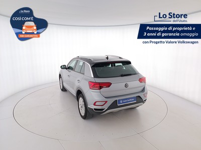 6 - Volkswagen T-Roc eschini auto