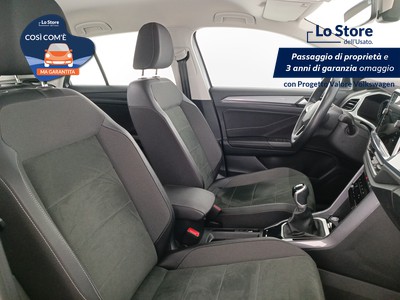 10 - Volkswagen T-Roc eschini auto