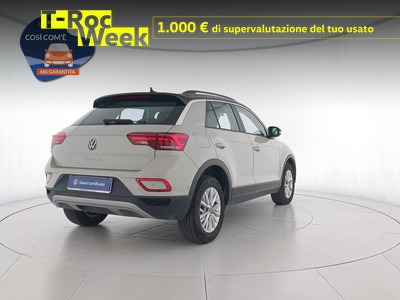 4 - Volkswagen T-Roc eschini auto