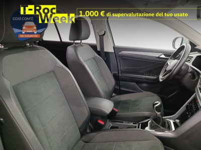 10 - Volkswagen T-Roc eschini auto