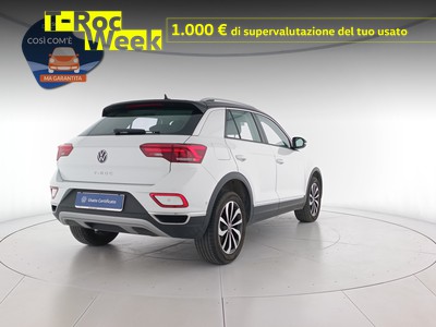 4 - Volkswagen T-Roc eschini auto