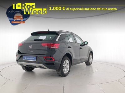 4 - Volkswagen T-Roc eschini auto