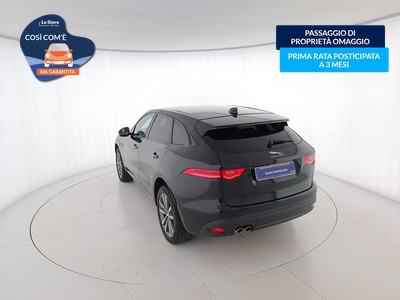 6 - Jaguar F-Pace eschini auto