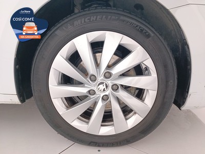 8 - Skoda Octavia eschini auto