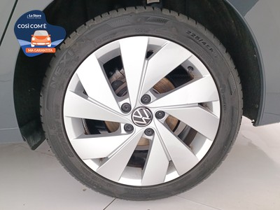 8 - Volkswagen Golf eschini auto