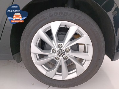 8 - Volkswagen Polo eschini auto