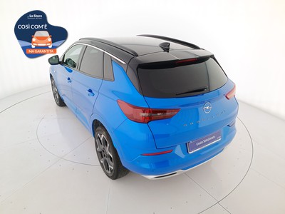 6 - Opel Grandland eschini auto