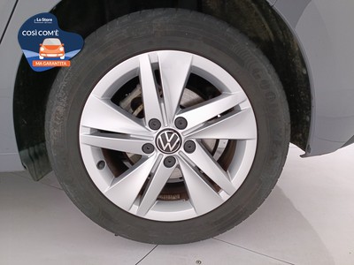 8 - Volkswagen Golf eschini auto