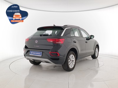 4 - Volkswagen T-Roc eschini auto