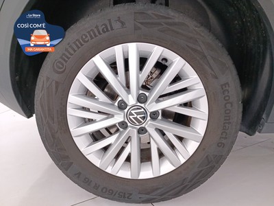 8 - Volkswagen T-Roc eschini auto
