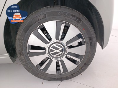 8 - Volkswagen e-up! eschini auto