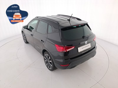 6 - Seat Arona eschini auto
