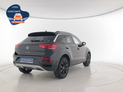 4 - Volkswagen T-Roc eschini auto