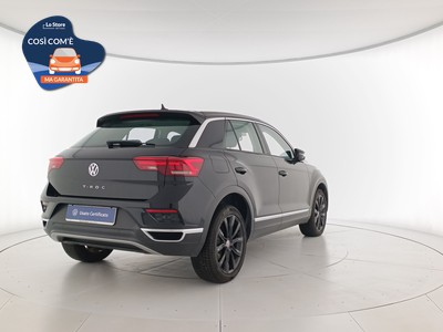 4 - Volkswagen T-Roc eschini auto