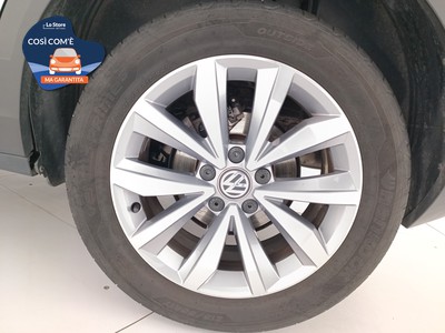 8 - Volkswagen T-Roc eschini auto