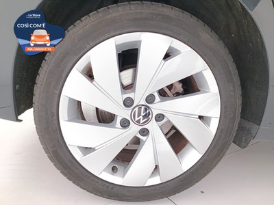 8 - Volkswagen Golf eschini auto