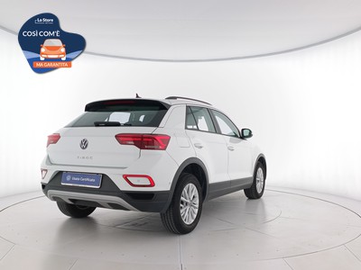 4 - Volkswagen T-Roc eschini auto