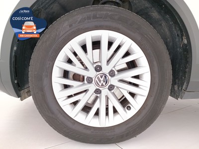 8 - Volkswagen T-Roc eschini auto