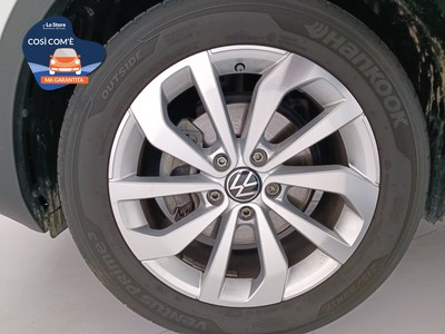 8 - Volkswagen T-Roc eschini auto