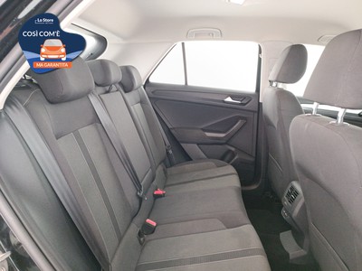 9 - Volkswagen T-Roc eschini auto
