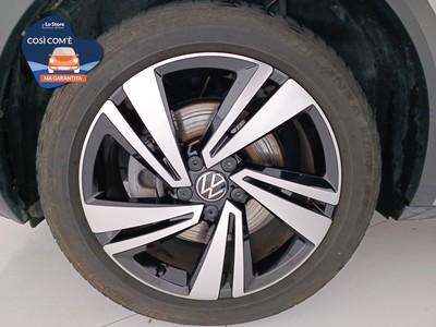 8 - Volkswagen T-Roc eschini auto