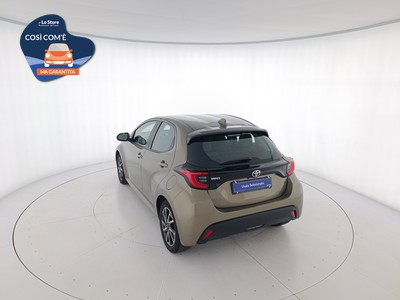 6 - Toyota Yaris eschini auto