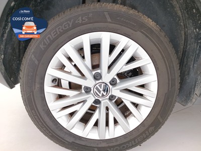 8 - Volkswagen T-Roc eschini auto