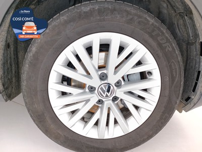 8 - Volkswagen T-Roc eschini auto