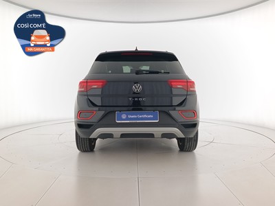 5 - Volkswagen T-Roc eschini auto