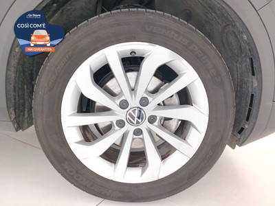 8 - Volkswagen T-Roc eschini auto