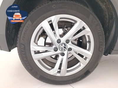 8 - Volkswagen T-Roc eschini auto