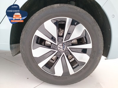 8 - Volkswagen Golf eschini auto