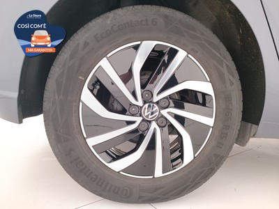 8 - Volkswagen Polo eschini auto