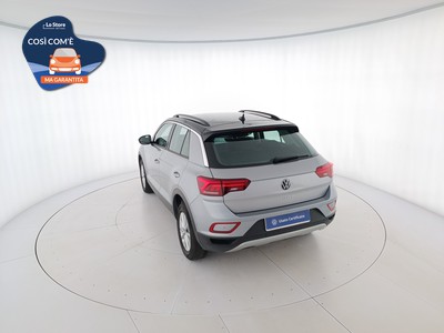 6 - Volkswagen T-Roc eschini auto