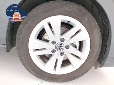 8 - Volkswagen Golf eschini auto