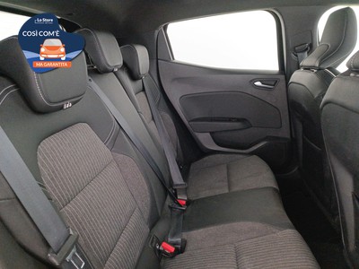 9 - Renault Clio eschini auto